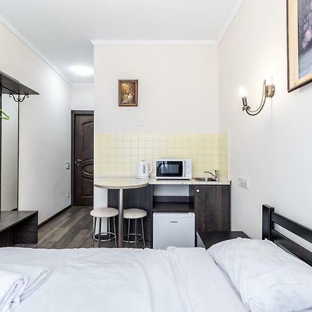Opera House Apartment 2 Лвив Екстериор снимка
