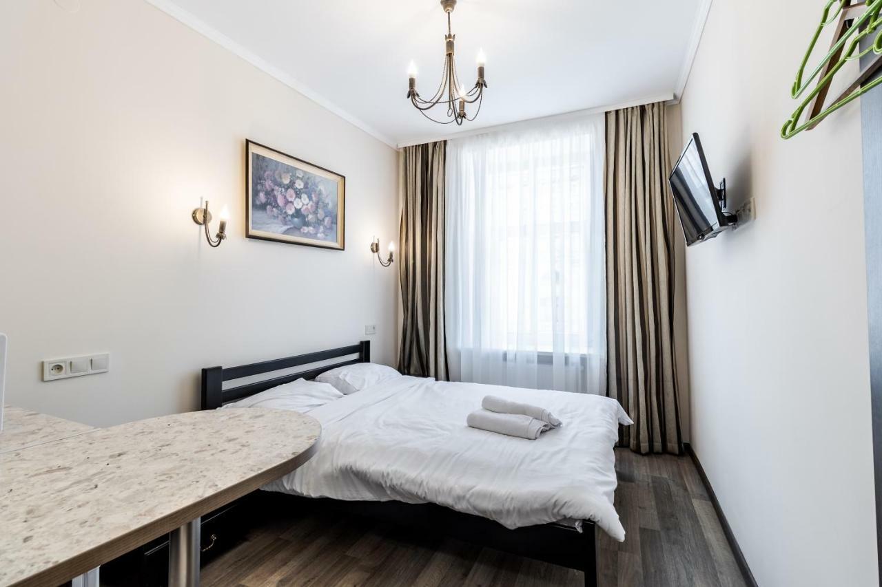 Opera House Apartment 2 Лвив Екстериор снимка