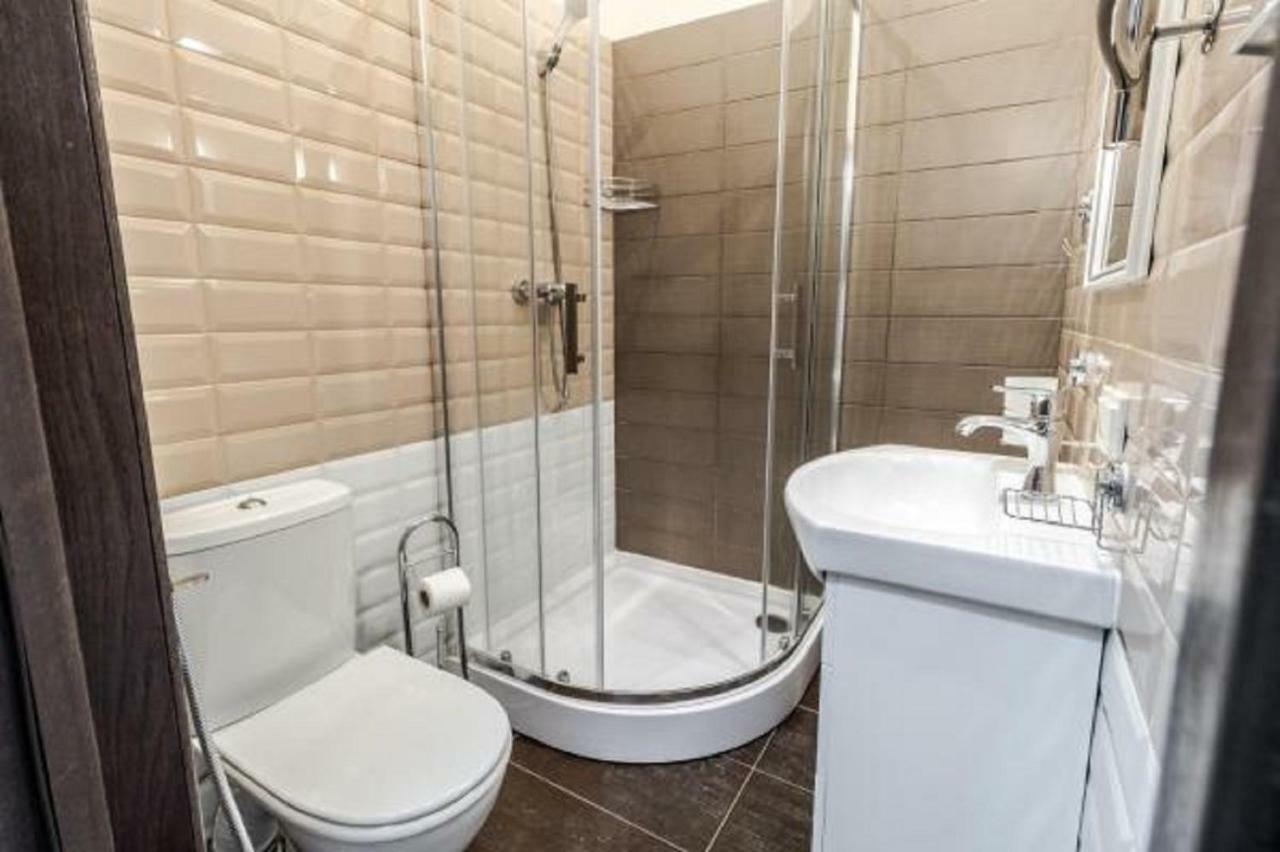 Opera House Apartment 2 Лвив Екстериор снимка